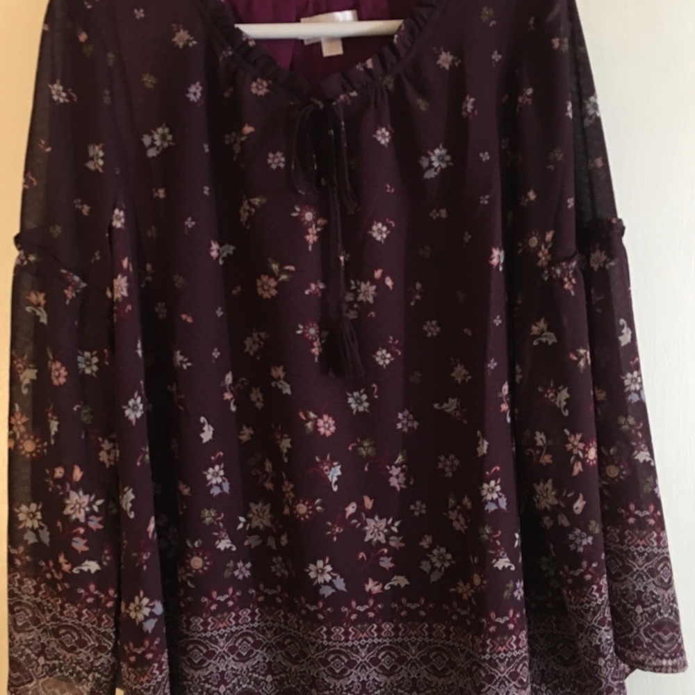 Belle Kim Gravel plum/maroon pull over long sleeve medium top